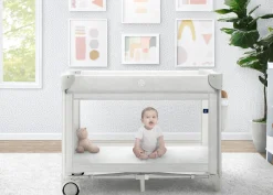 babyGap Deluxe Play Yard